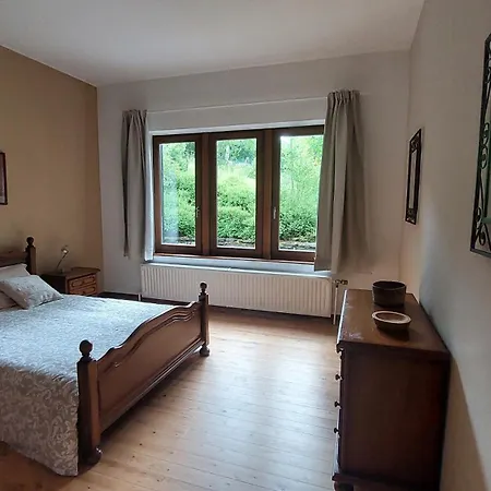 بيت للعطل La Chandine