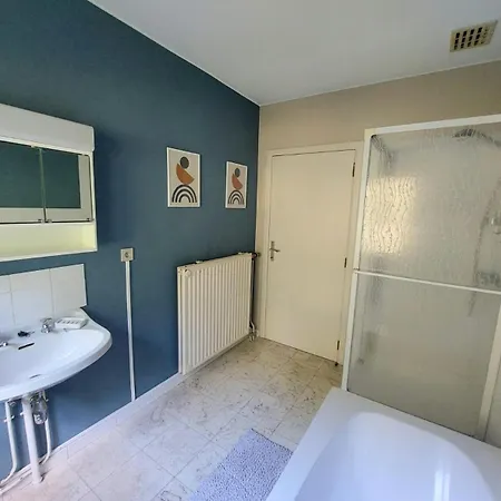 بيت للعطل La Chandine